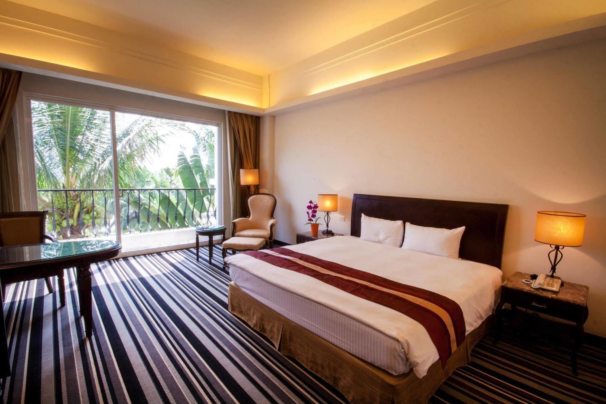 Les Hotel Tainan Eksteriør bilde